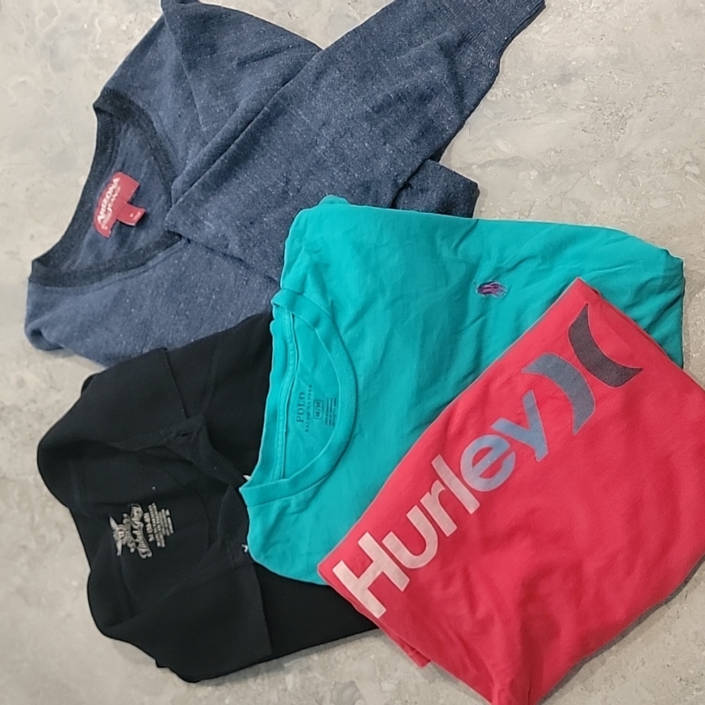 4 Men's Size M. Sweater, Polo and 2 Tshirt (one polo). Bundle and Save!!